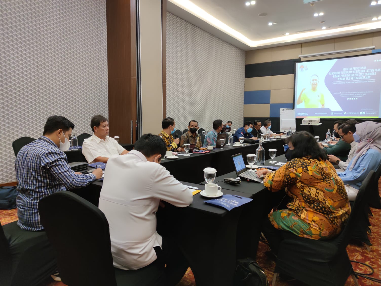 Rapat Kerja Penyusunan Rancangan Perjanjian Kerjasama (action plan) Bidang Prestasi Olahraga dengan BPJS Ketenagakerjaan