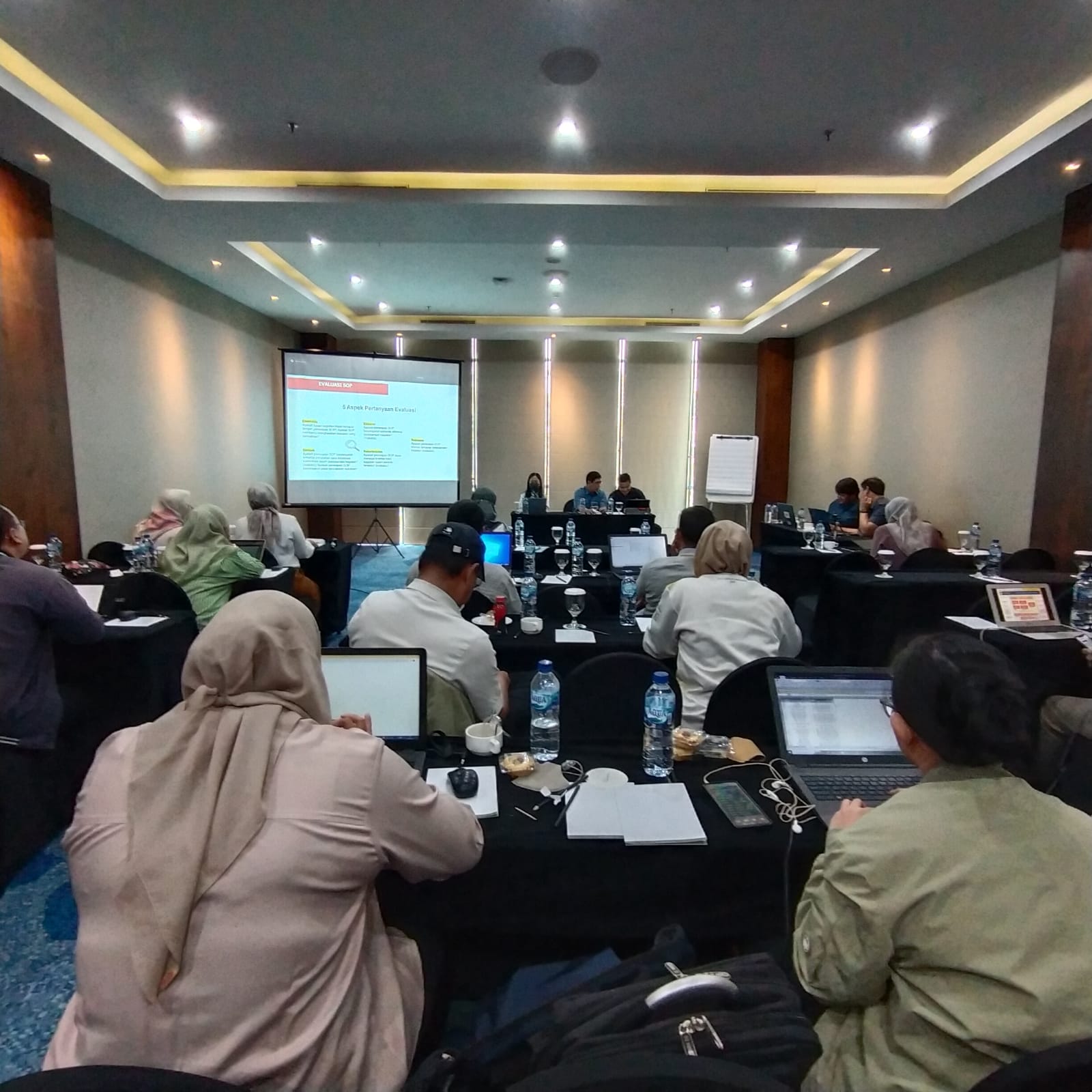 Kemenpora Melaksanakan Rapat Pembahasan Penyusunan SOP