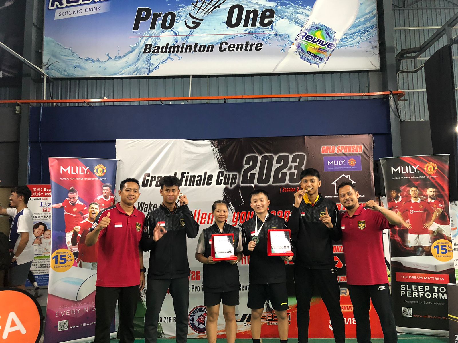 Try Out di Malaysia, Tim Bulu Tangkis Sekolah Khusus Olahraga (SKO) Kemenpora Raih Medali
