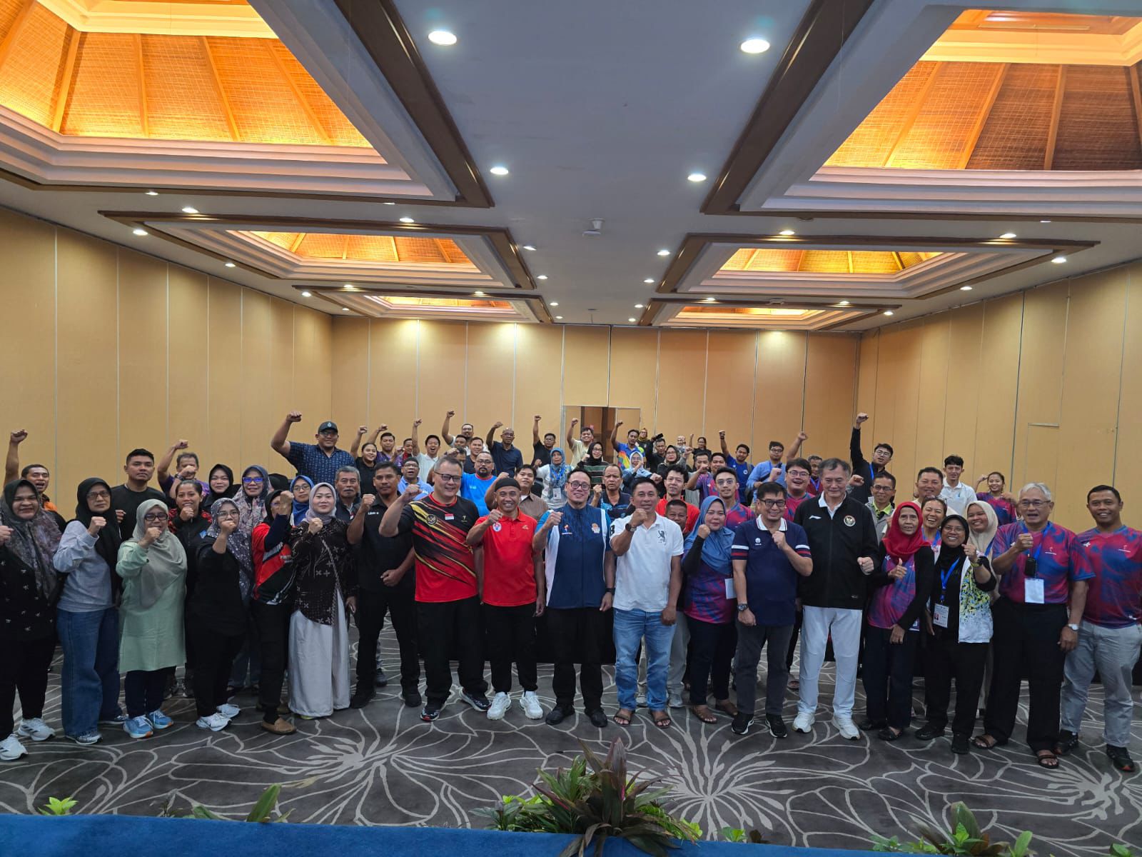 Perkuat Kapasitas Tenaga Keolahragaan, Kemenpora RI Gelar Pelatihan Wasit Dayung Internasional dan Pelatih Angkat Besi Nasional Level II