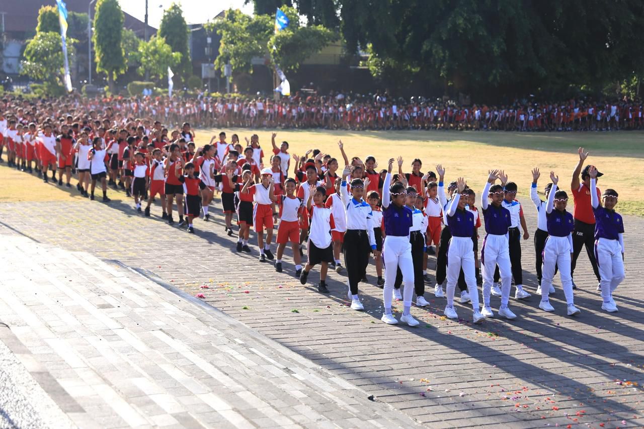 Ribuan Peserta Ikuti Festival Olahraga Pendidikan Kemenpora di Klungkung Bali