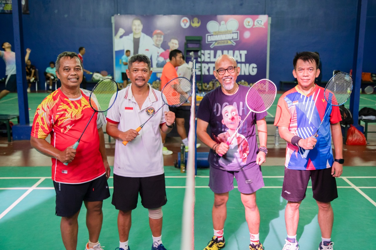 Kolaborasi Antar Instansi Pemerintah Tak Hanya di Ruang Rapat, Namun Juga di Lapangan Badminton